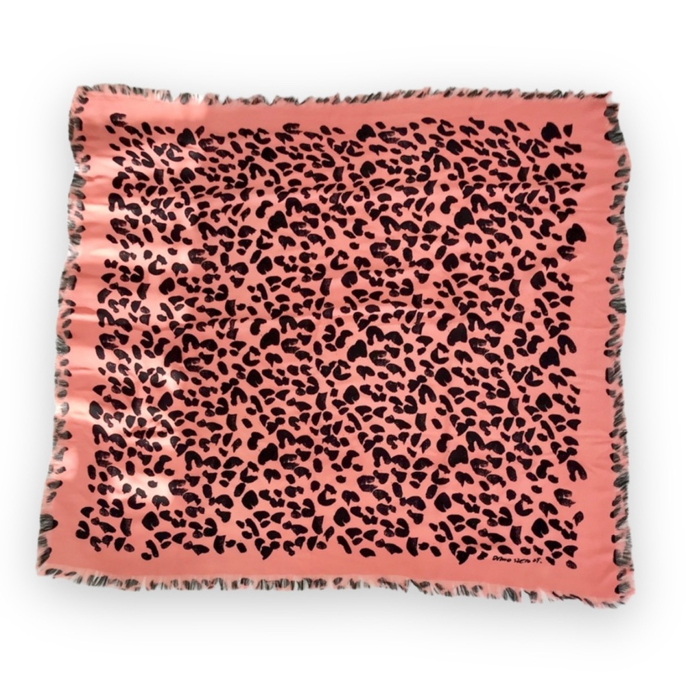 ✧ Animal print scarf